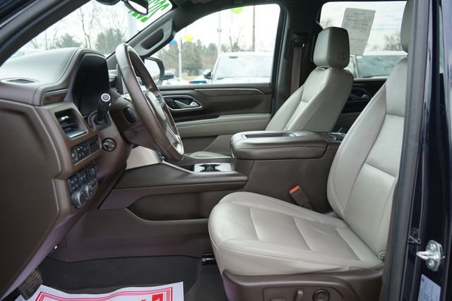 Used 2021 Chevrolet Tahoe Z71 w/ Luxury Package image 12