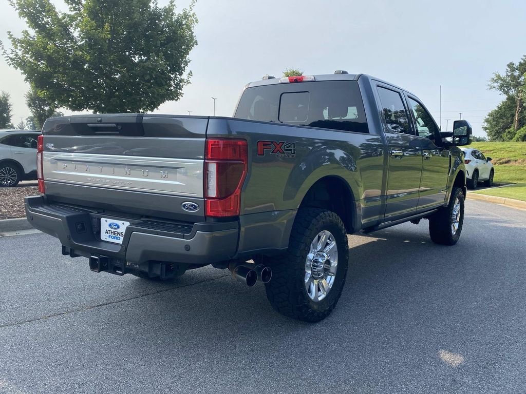 Certified 2022 Ford F350 Platinum w/ FX4 Off-Road Package AWD/4WD image 3