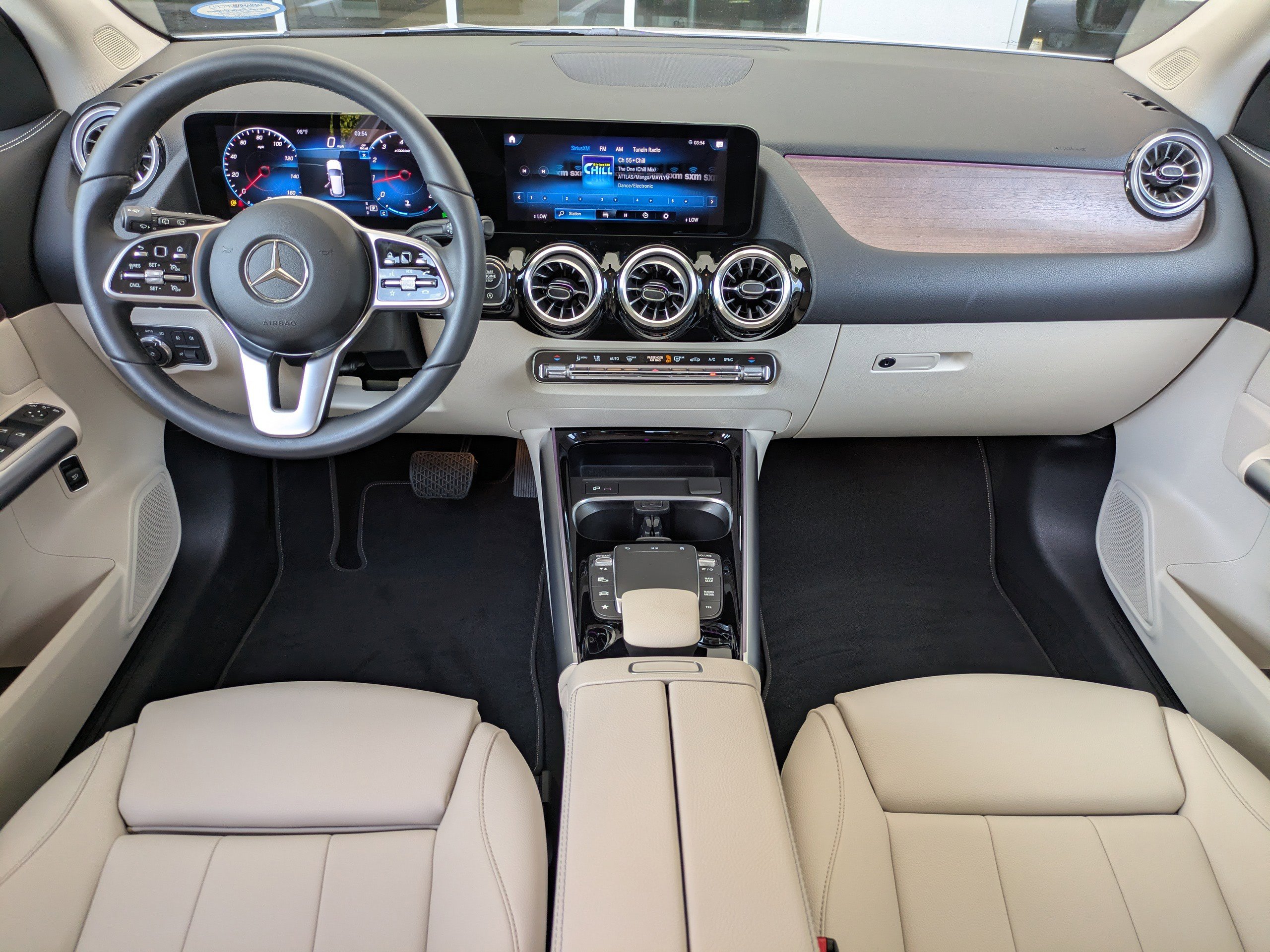 Used 2023 Mercedes-Benz GLA 250 image 16