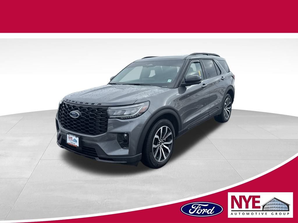 Certified 2025 Ford Explorer ST-Line image 1