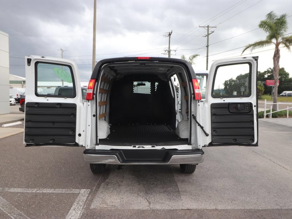 Used 2024 Chevrolet Express 2500 w/ Driver Convenience Package RWD image 13