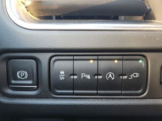 Used 2021 Chevrolet Suburban LS image 28