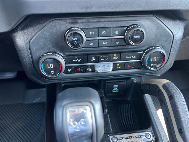 Certified 2025 Ford Bronco Badlands AWD/4WD image 13
