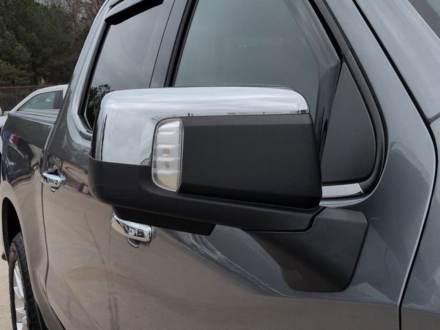 Used 2021 Chevrolet Silverado 1500 LTZ image 11