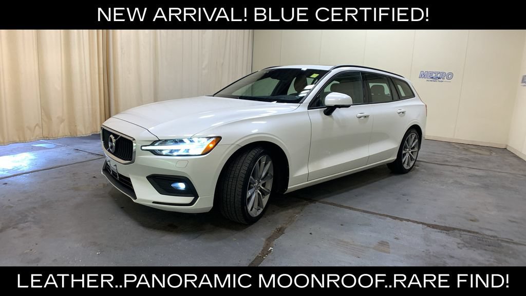 Used 2020 Volvo V60 T5 Momentum w/ Momentum Advanced Package FWD image 7