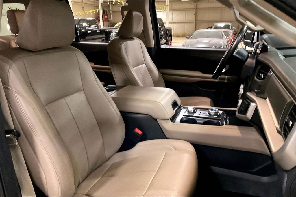 Certified 2024 Ford Expedition Max XLT AWD/4WD image 7