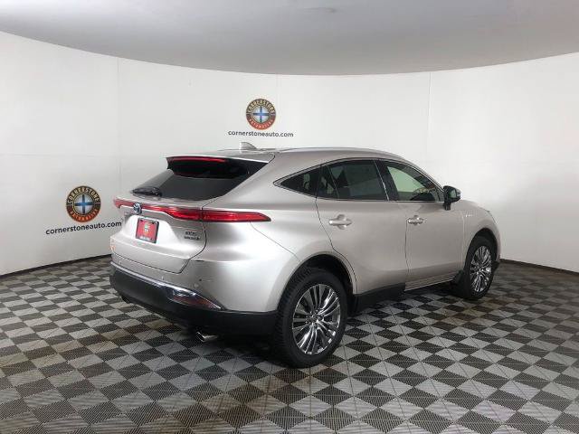 Used 2021 Toyota Venza XLE w/ Softex Package AWD/4WD image 16