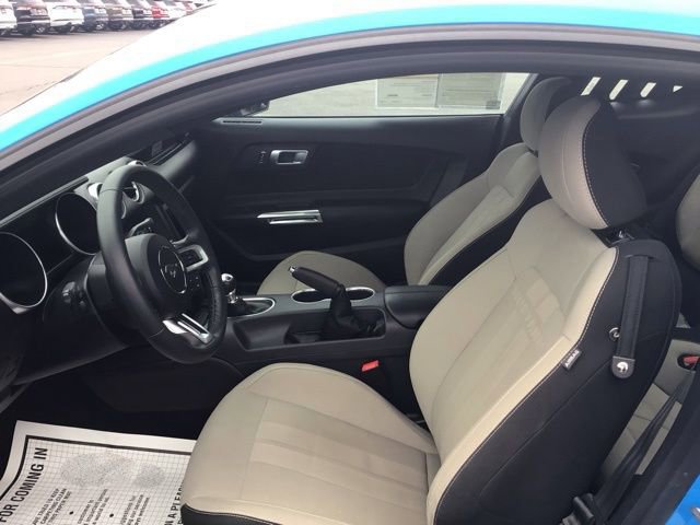 Certified 2022 Ford Mustang Coupe w/ Equipment Group 101A image 9