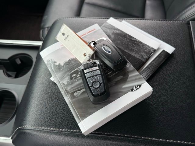 Certified 2022 Ford F350 Lariat w/ Black Appearance Package image 5