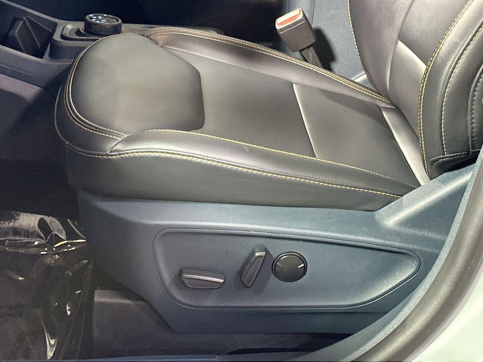 Certified 2024 Ford Maverick Tremor w/ Tremor Off-Road Package AWD/4WD image 14