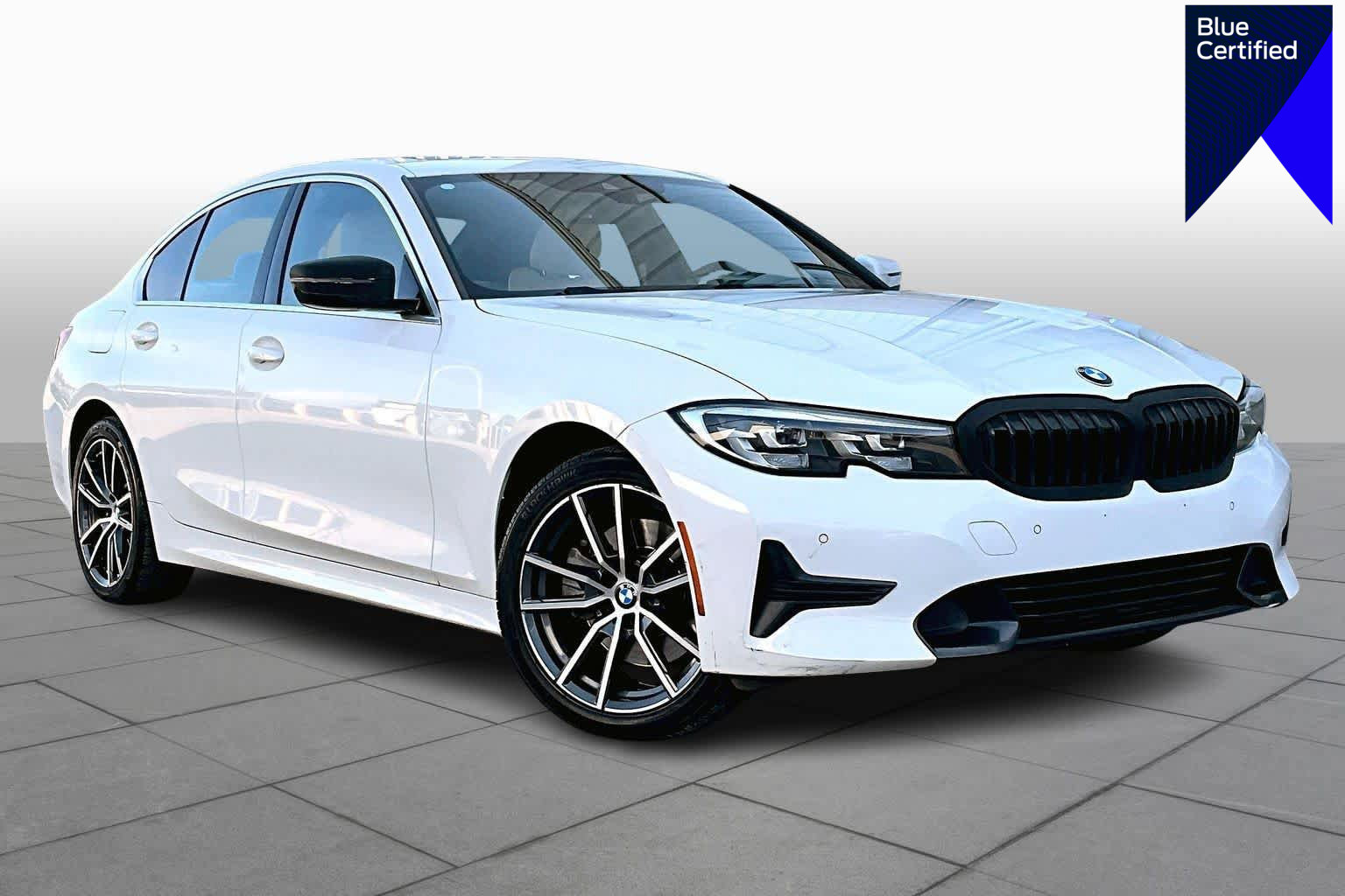 Used 2019 BMW 330i xDrive Sedan w/ Driving Assistance Package image 1