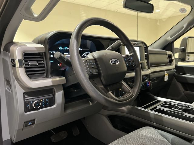 Certified 2023 Ford F250 XLT w/ FX4 Off-Road Package AWD/4WD image 9