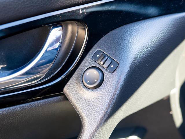 Used 2022 Nissan Rogue Sport SL image 14