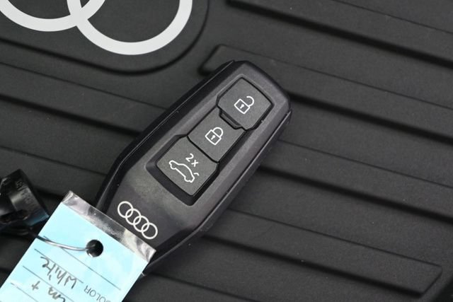 Used 2025 Audi Q5 Premium Plus AWD/4WD image 33