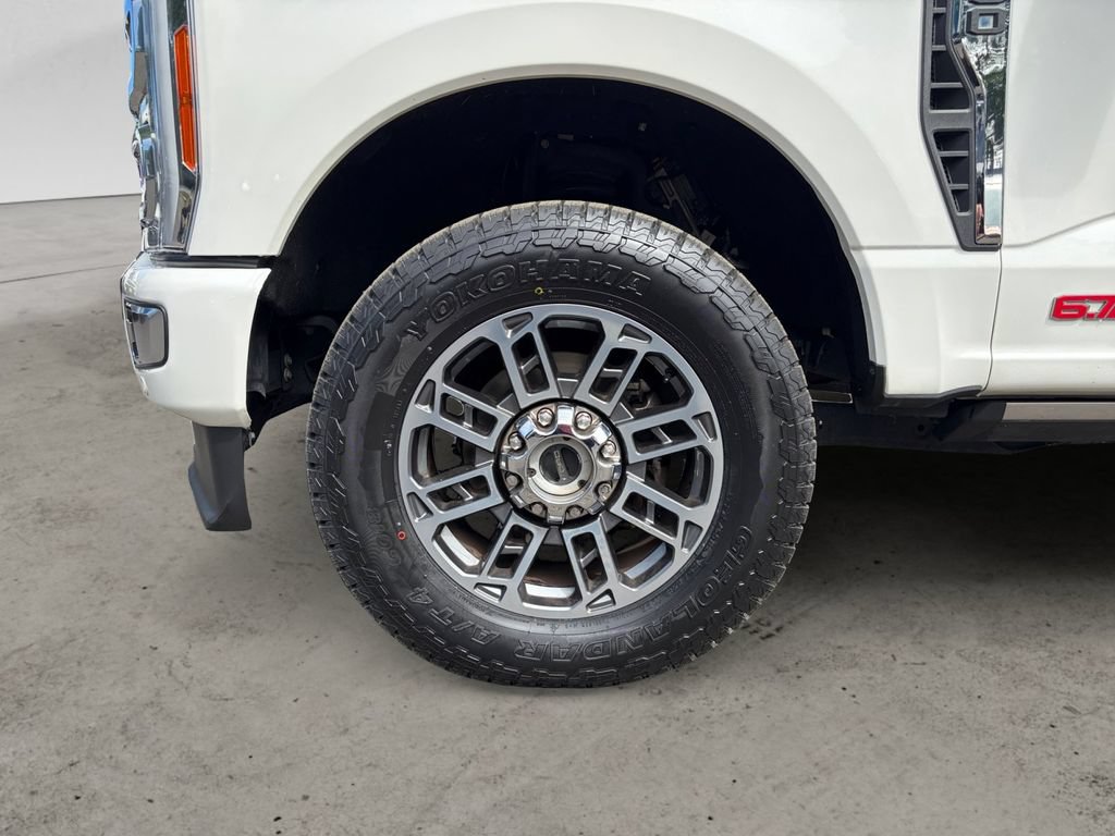 Certified 2023 Ford F350 Limited AWD/4WD image 9