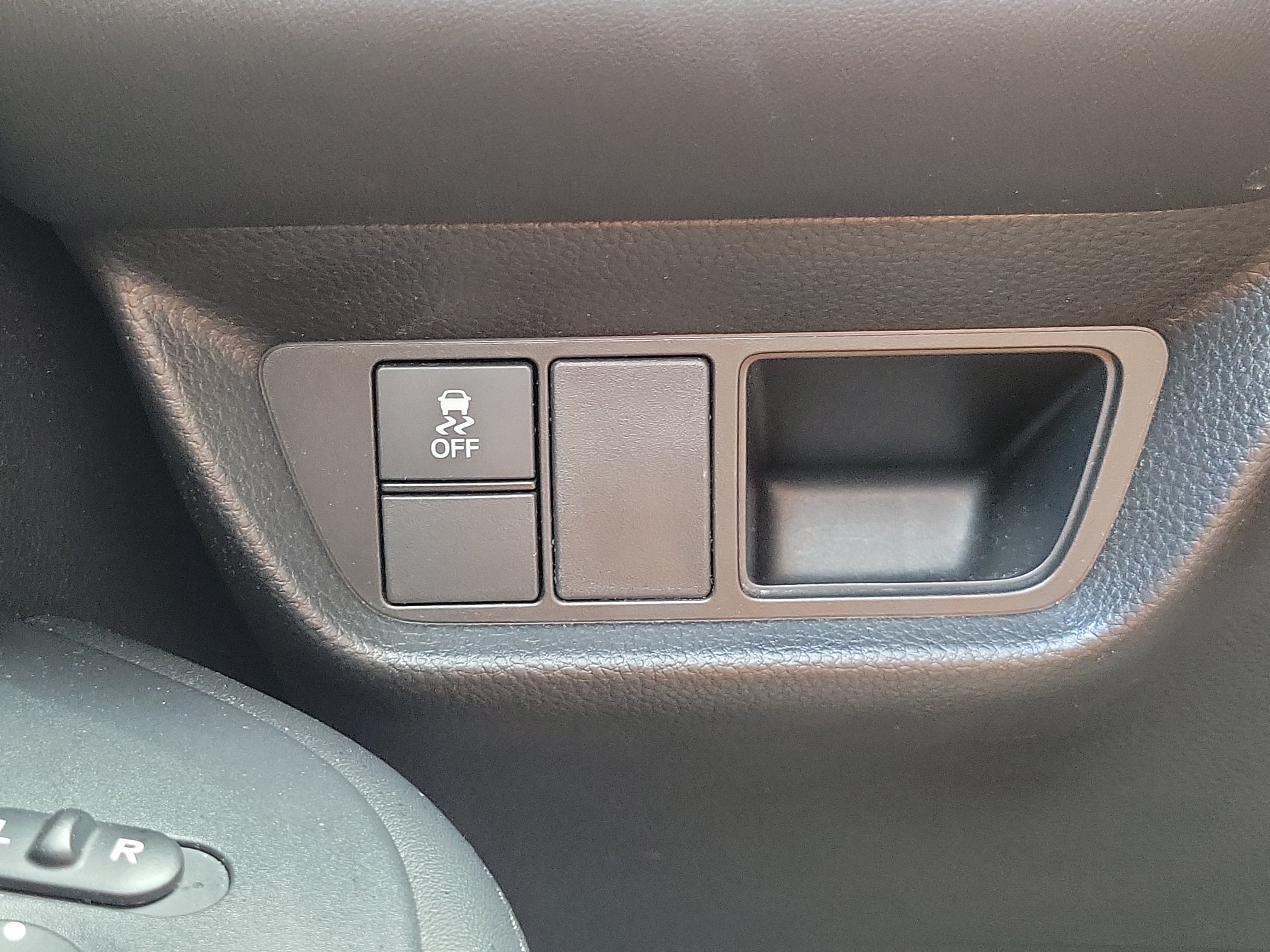 Used 2023 Honda HR-V LX image 29