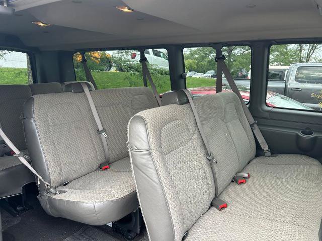 Used 2024 Chevrolet Express 3500 LT w/ LT Preferred Equipment Group RWD image 5