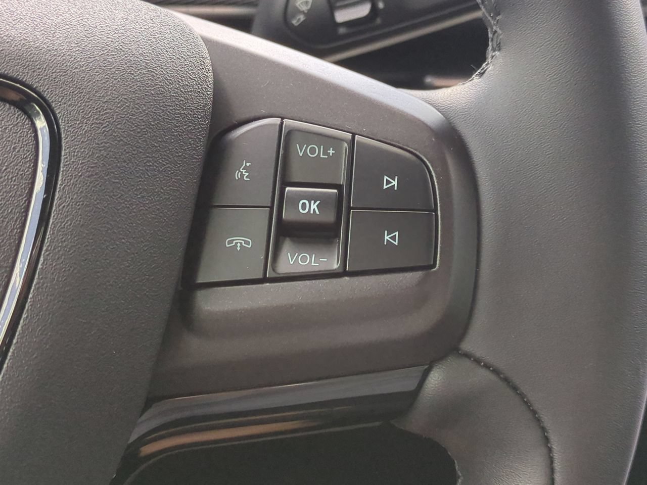 Certified 2023 Ford Mustang Mach-E Select RWD image 24