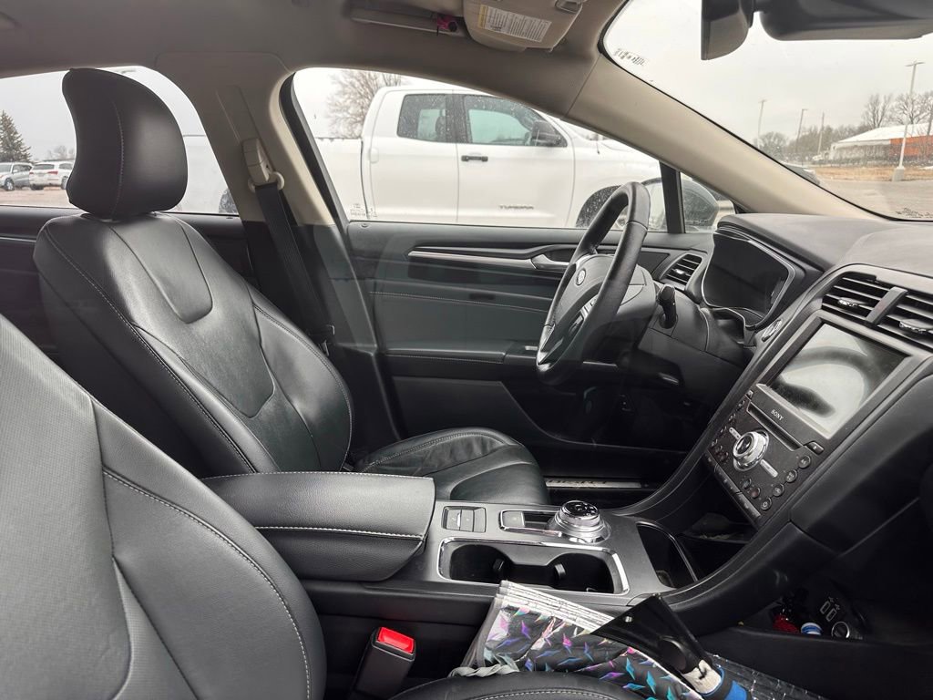 Certified 2019 Ford Fusion Energi Titanium FWD image 8