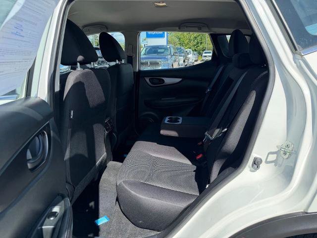 Used 2018 Nissan Rogue Sport S AWD/4WD image 13