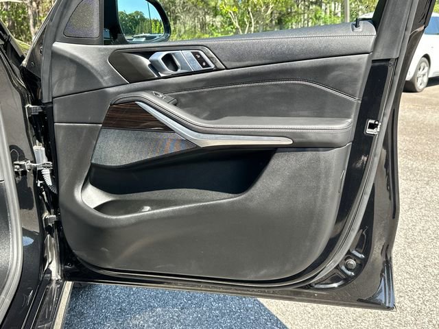 Used 2021 BMW X5 sDrive40i w/ M Sport Package RWD image 14