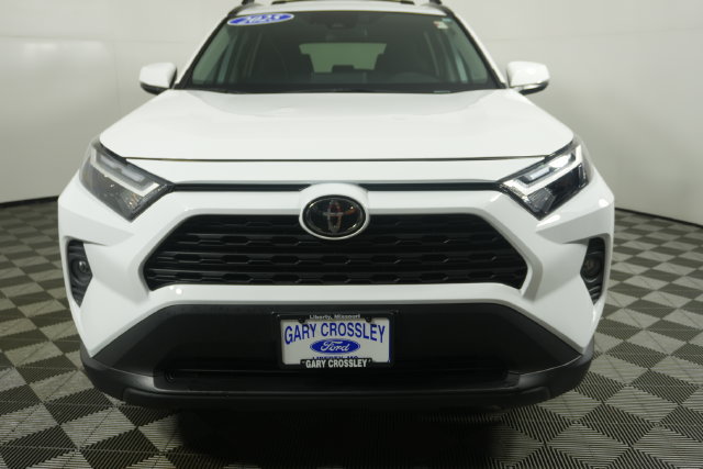 Used 2025 Toyota RAV4 XLE AWD/4WD image 8