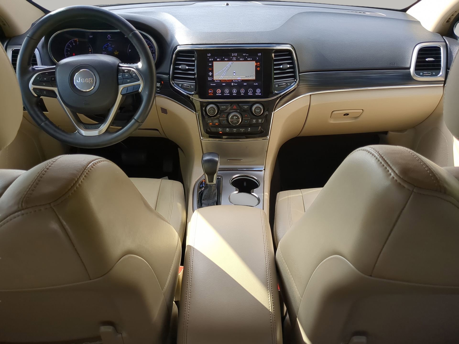 Used 2019 Jeep Grand Cherokee Limited image 42