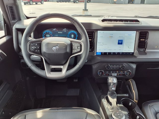 Certified 2026 Ford Bronco Badlands AWD/4WD image 9