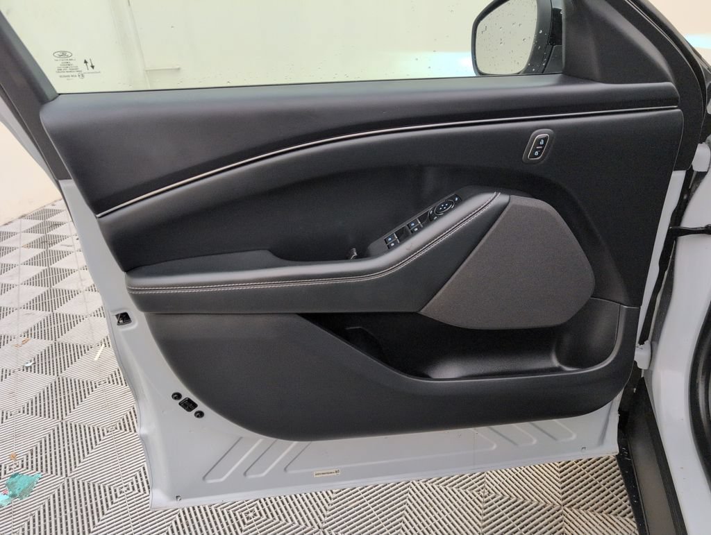 Certified 2023 Ford Mustang Mach-E Select RWD image 32