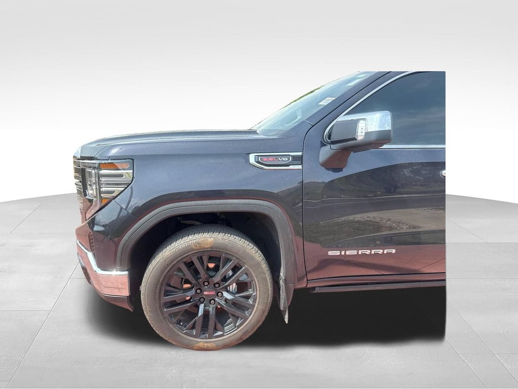 Used 2025 GMC Sierra 1500 SLT w/ SLT Convenience Package AWD/4WD image 36