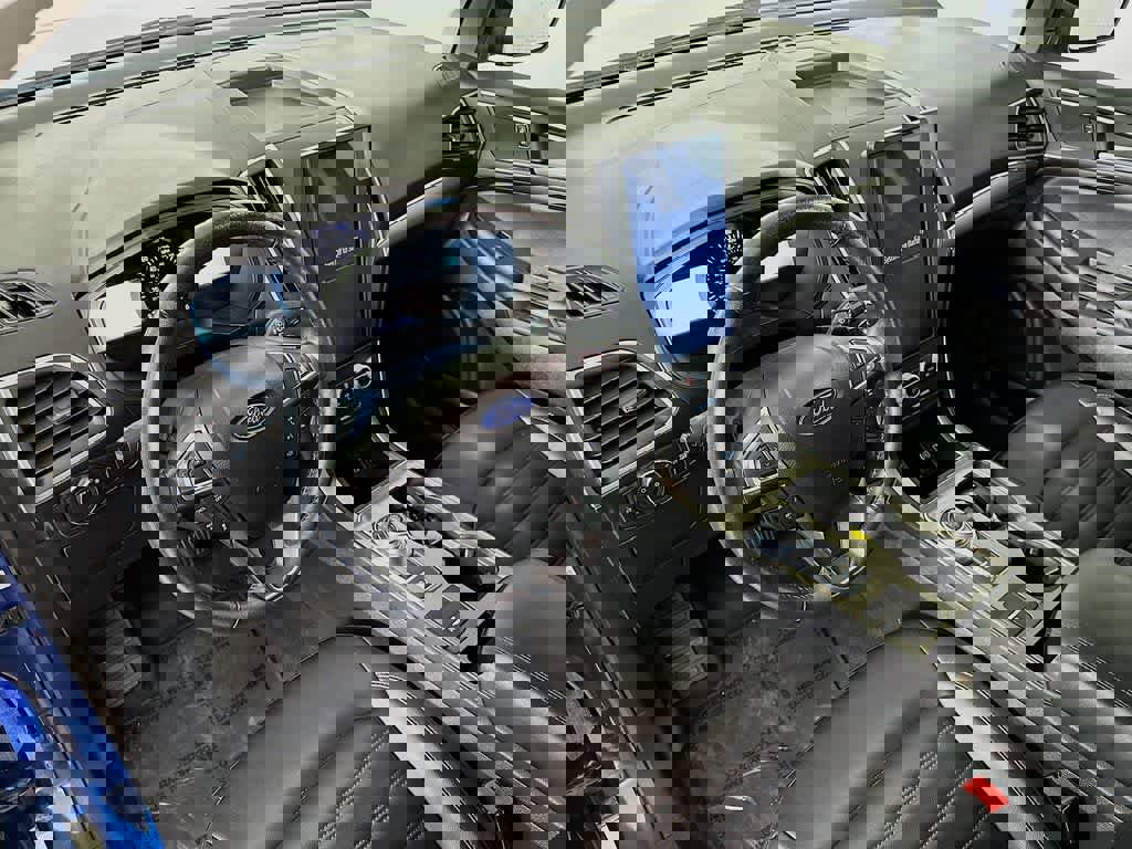 Certified 2022 Ford Edge SEL image 2