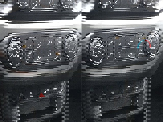 Used 2022 Chevrolet Colorado LT w/ LT Convenience Package image 16