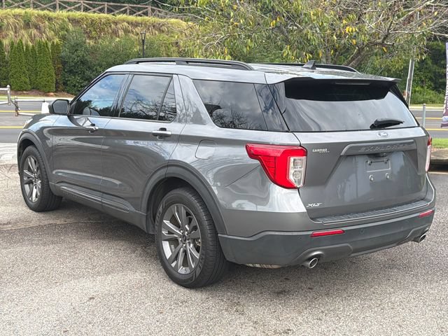 Certified 2021 Ford Explorer XLT w/ Equipment Group 202A RWD image 6