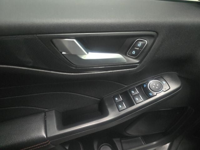 Certified 2023 Ford Escape ST-Line w/ Tech Pack #1 AWD/4WD image 18