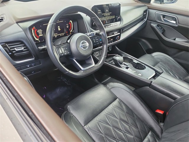 Used 2021 Nissan Rogue Platinum image 6