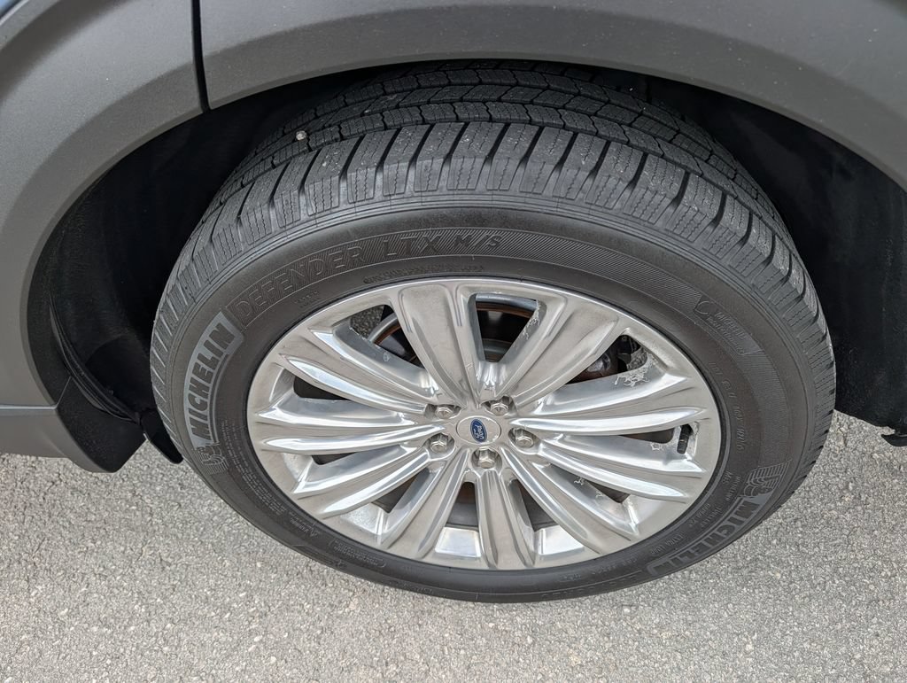 Certified 2020 Ford Explorer Limited AWD/4WD image 35