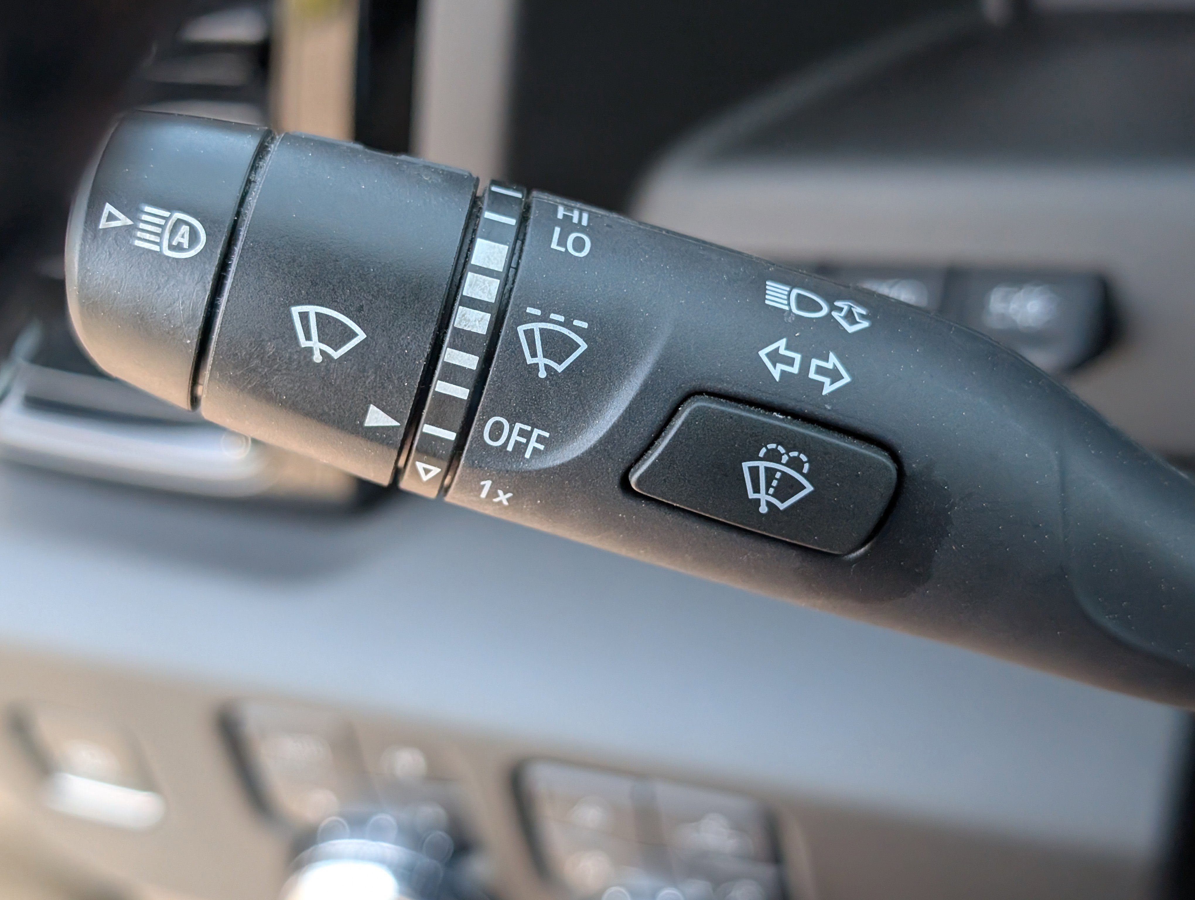 Used 2023 GMC Sierra 1500 AT4X AWD/4WD image 26