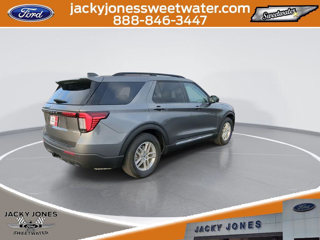 Certified 2025 Ford Explorer Active image 7