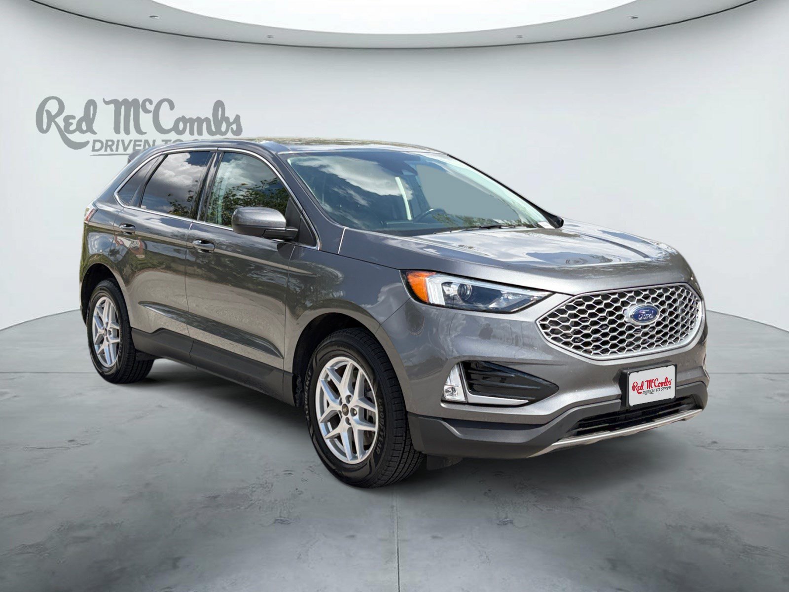 Certified 2024 Ford Edge SEL w/ Convenience Package AWD/4WD image 3
