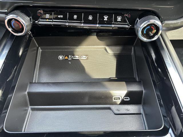 Used 2025 Chevrolet Tahoe Z71 image 31