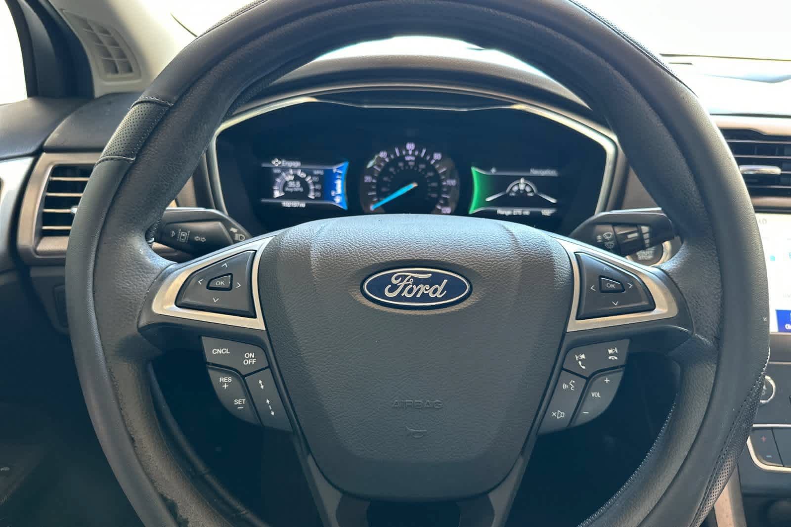 Certified 2019 Ford Fusion SE FWD image 23