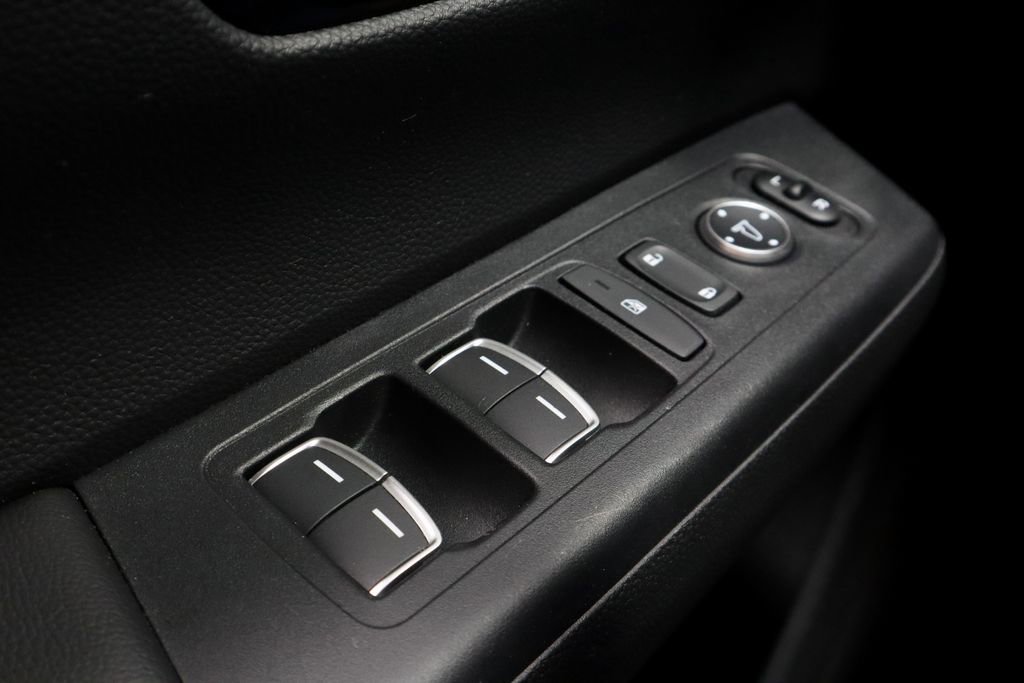 Used 2025 Honda CR-V EX-L image 27