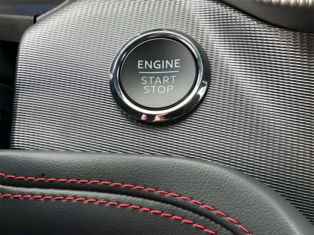 Certified 2025 Ford Explorer ST-Line w/ ST-Line Street Pack image 24