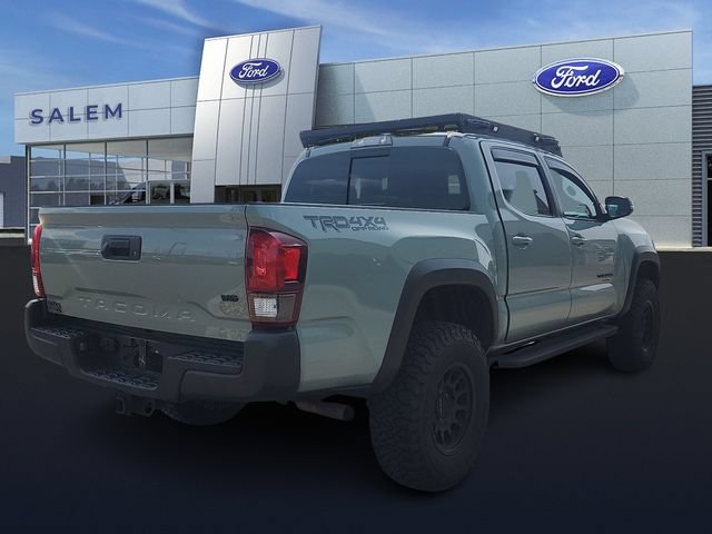 Used 2023 Toyota Tacoma TRD Off-Road AWD/4WD image 3