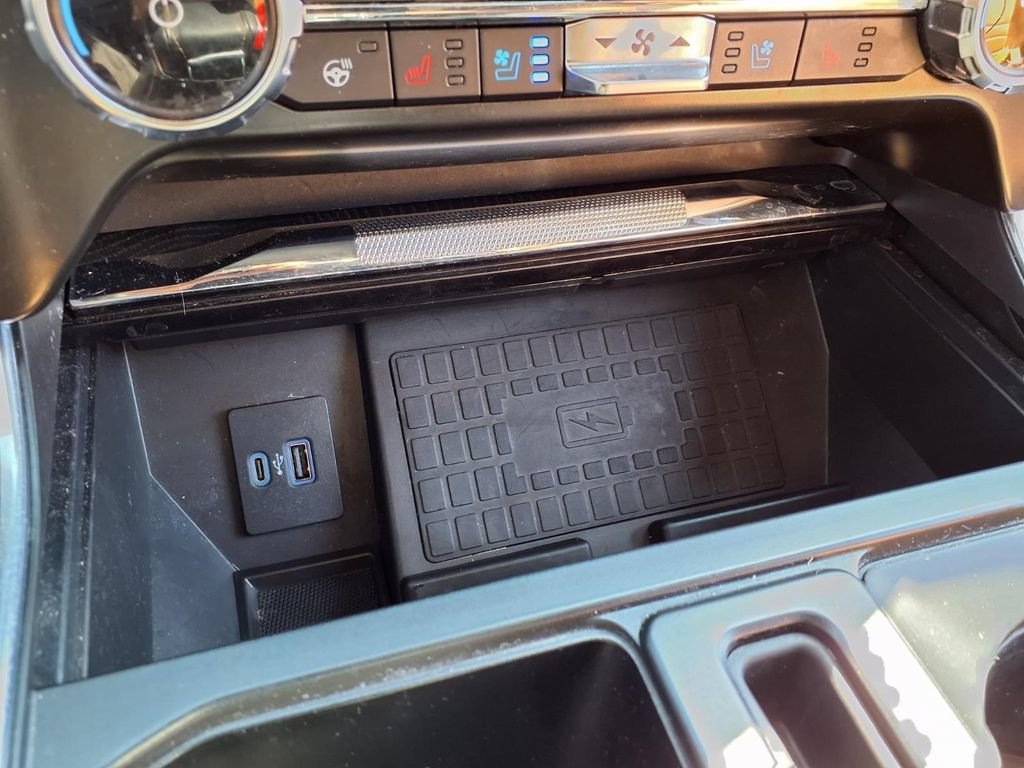 Certified 2022 Ford F150 Platinum AWD/4WD image 15