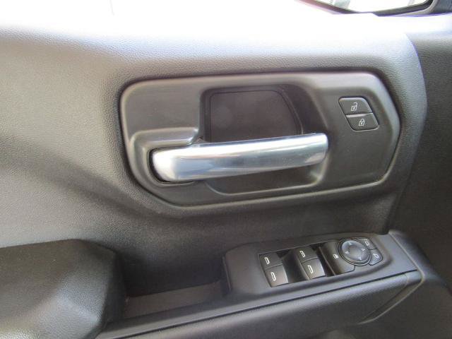 Used 2024 Chevrolet Silverado 1500 Custom AWD/4WD image 19