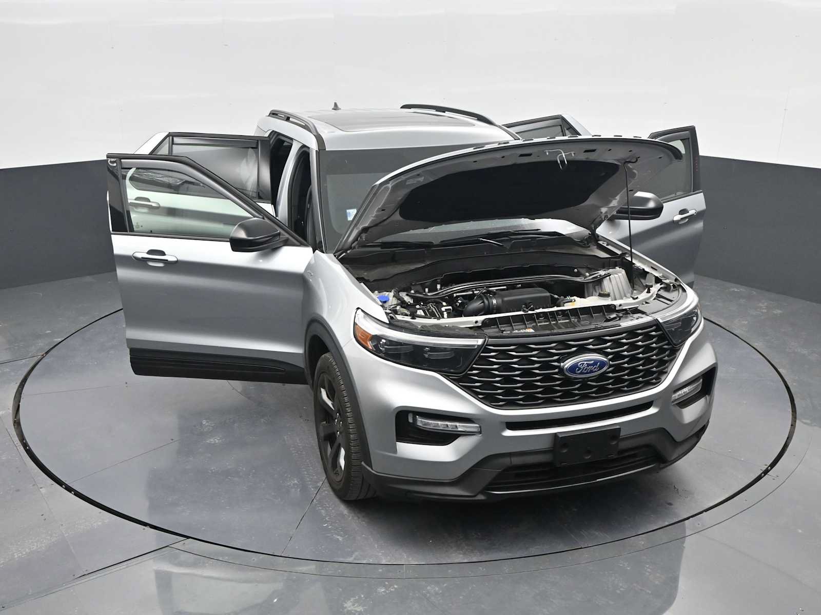 Certified 2024 Ford Explorer ST-Line w/ Class IV Trailer Tow Package AWD/4WD image 43