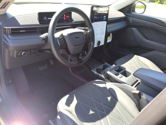 Certified 2025 Ford Mustang Mach-E Select w/ Comfort Package Lite RWD image 16