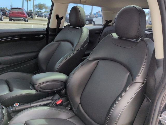 Used 2019 MINI Cooper S w/ Signature Upholstery Package image 15