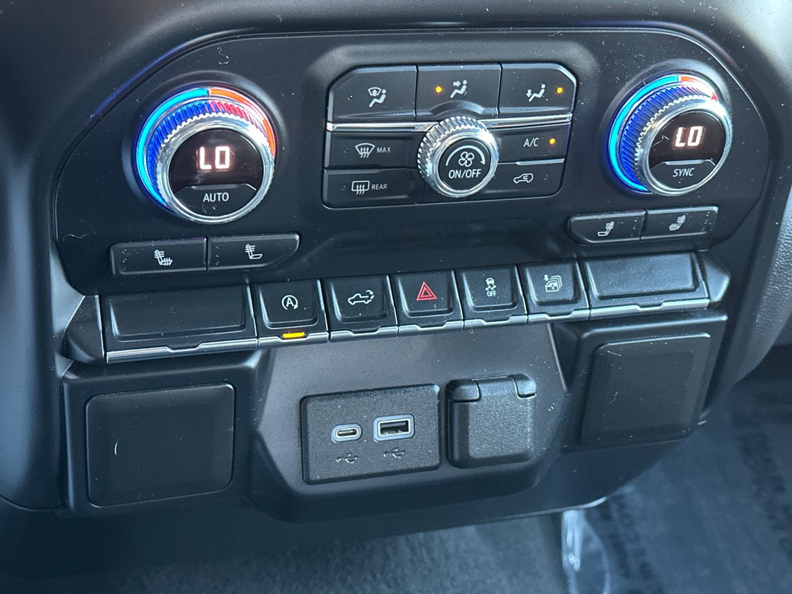 Used 2021 GMC Sierra 1500 SLE image 19